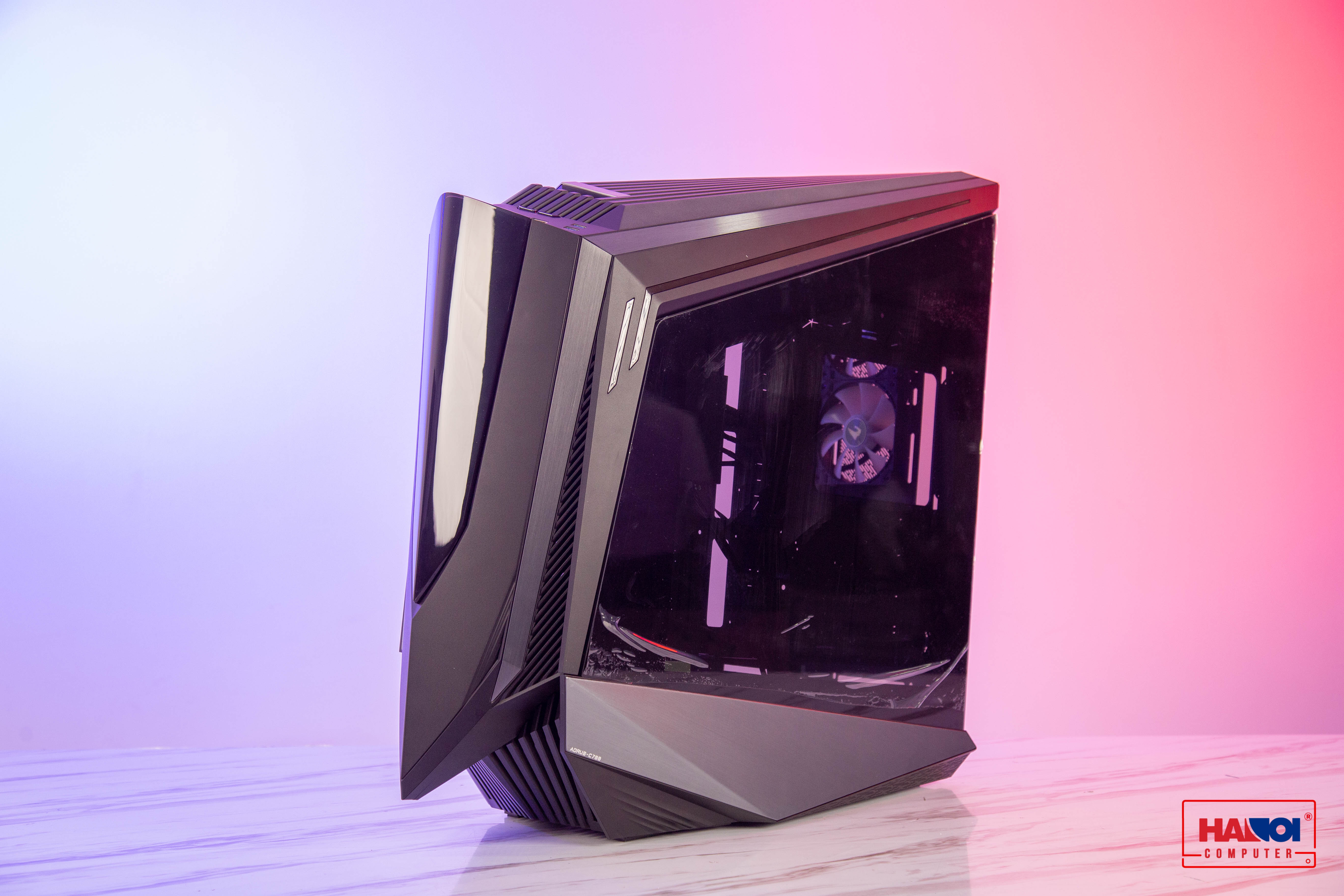 Tổng quan Vỏ case GIGABYTE AORUS C700G Glass 